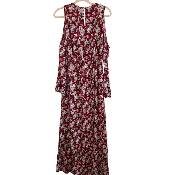 Loveriche Bohemian Small Dainty Floral Maxi Dress - Picture 2 of 9